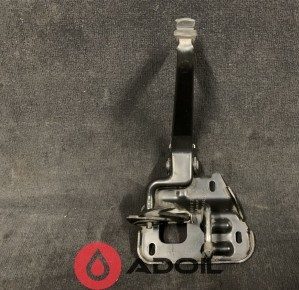 Крюк захватний 8D0823480B
